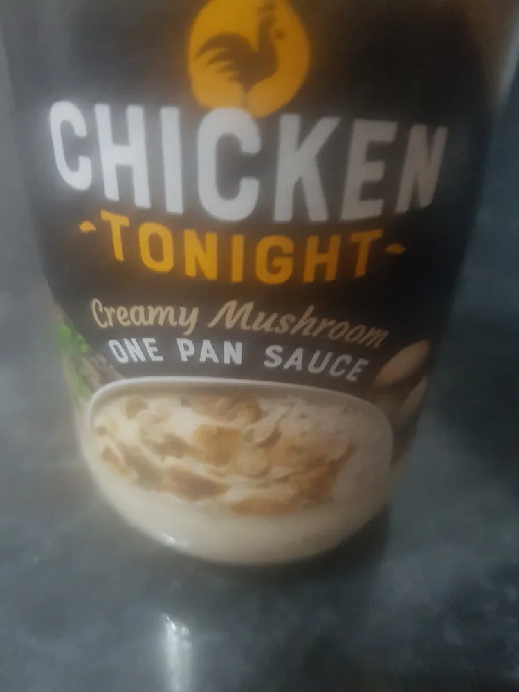 Simple Irresistible Rich and Creamy Mushroom Sause With Cream and Pasley
