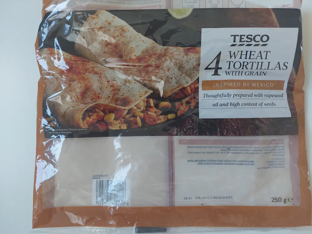 4 Wheat Tortillas with Oat Bran