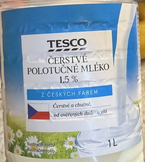 Fresh Semi Skimmer Milk 1.5%