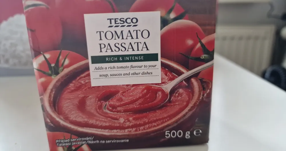 Tomato passata