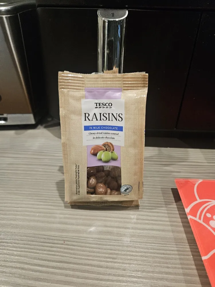 Raisins in Milk Chocolate