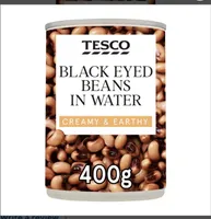 Black eyed beans in water