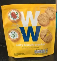Salty biscuit-cracker