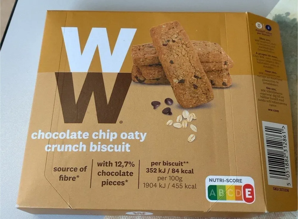 Ww chocolate chip oaty crunch biscuit
