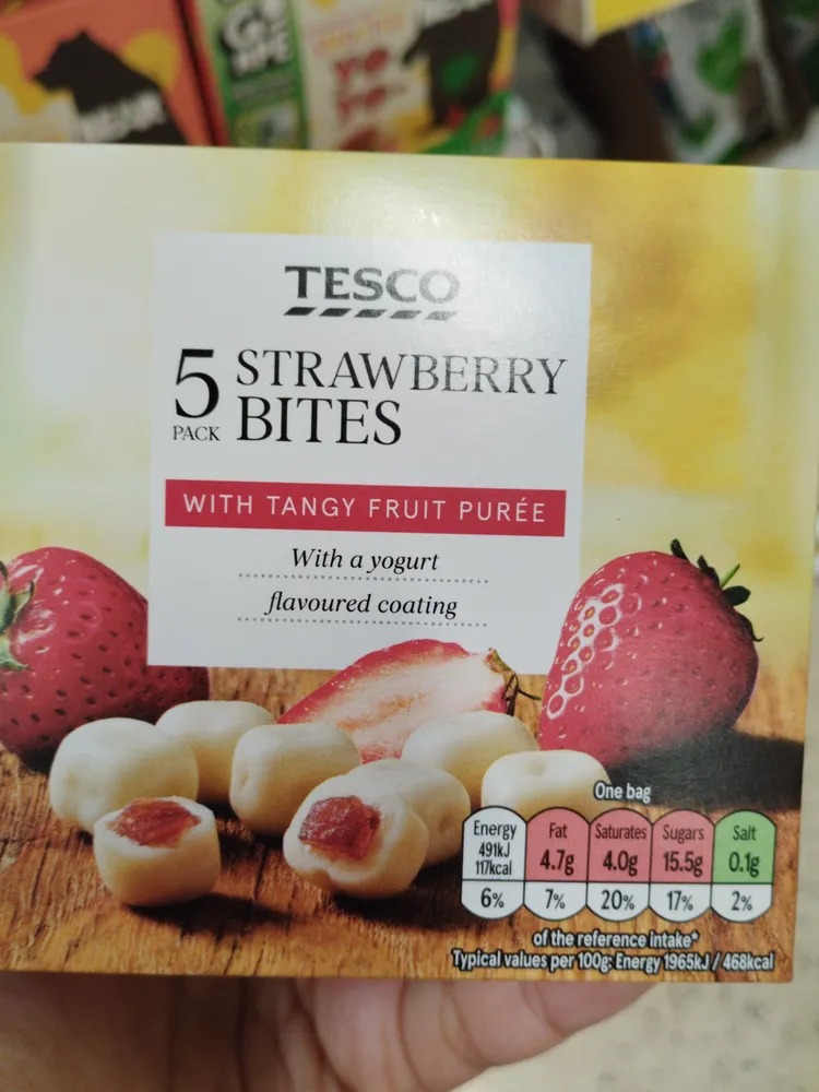 Yogurt Coated Strawberry Fruit Bites