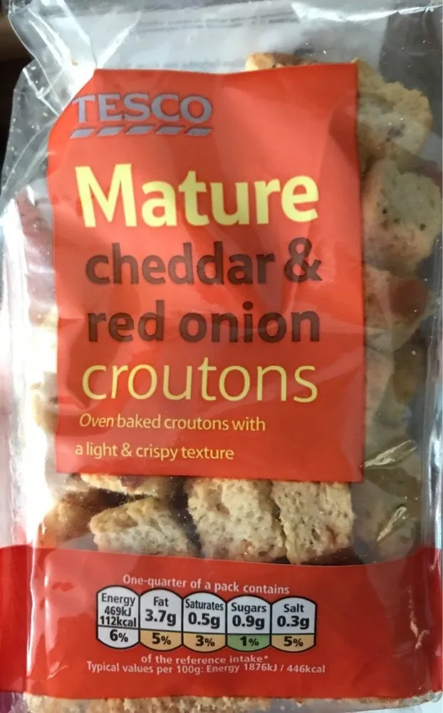 Mature cheddar & red onion croutons