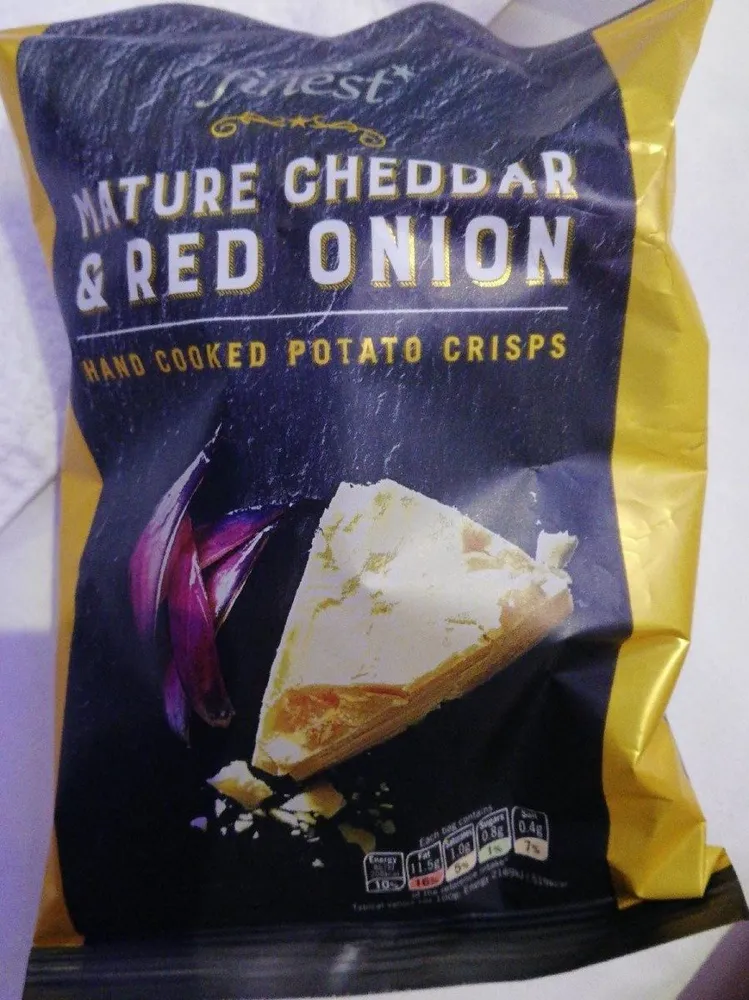 Mature cheddar & red onion