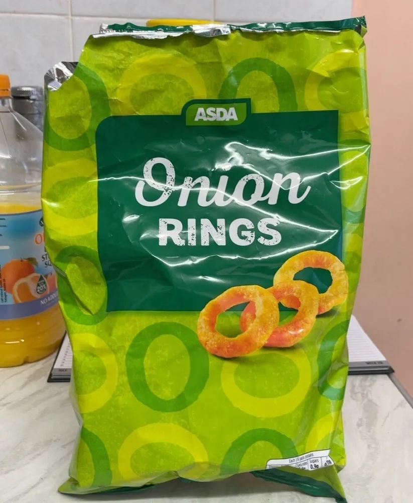 Onion rings crisps