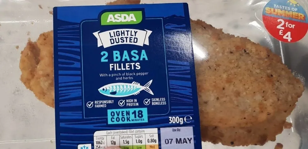 2 Lightly Dusted Basa Fillets