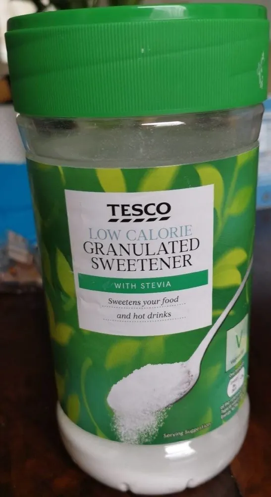 Low calorie granulated sweetener