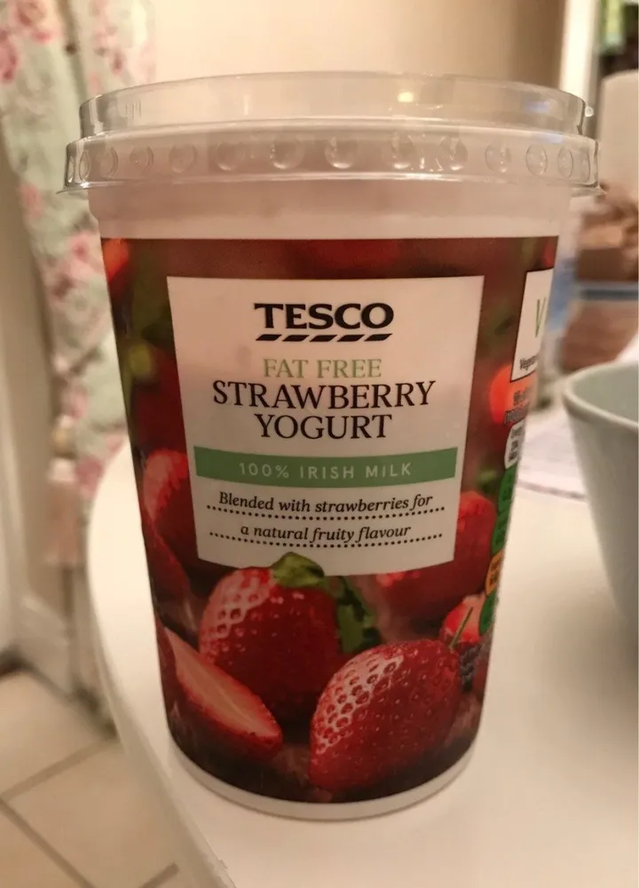 Fat free strawberry yogurt
