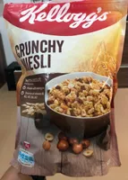 Kelloggs granola chocolate and hazelnuts