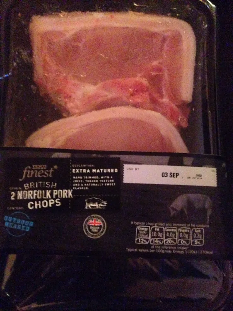 2 Norfolk pork chops