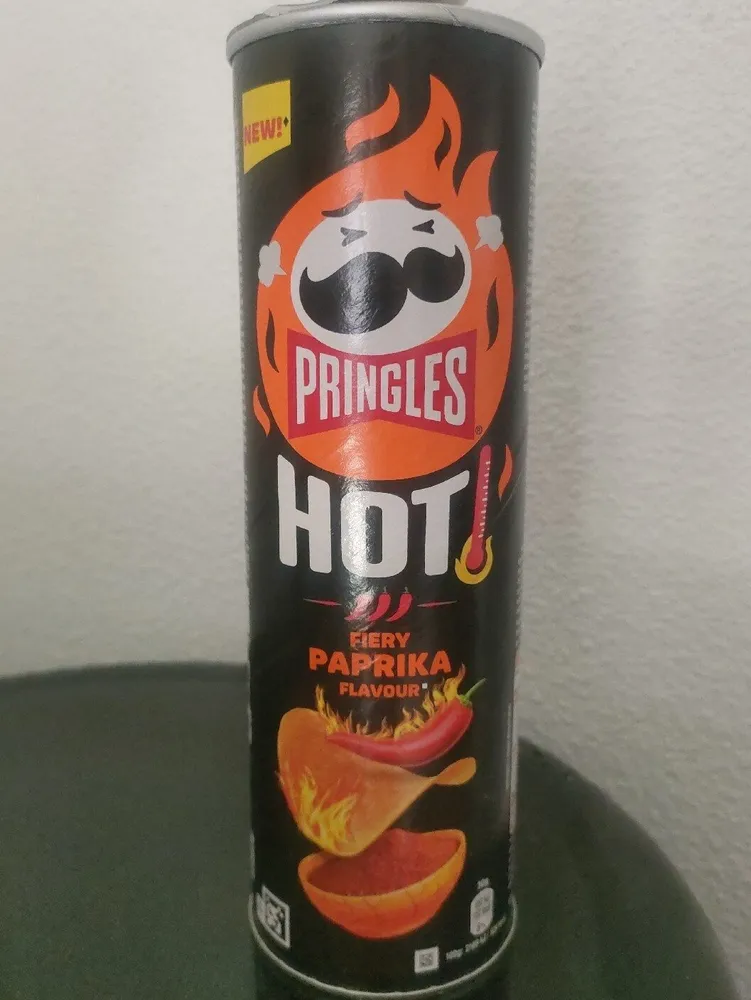 Pringles Hot Fiery Paprika Flavour