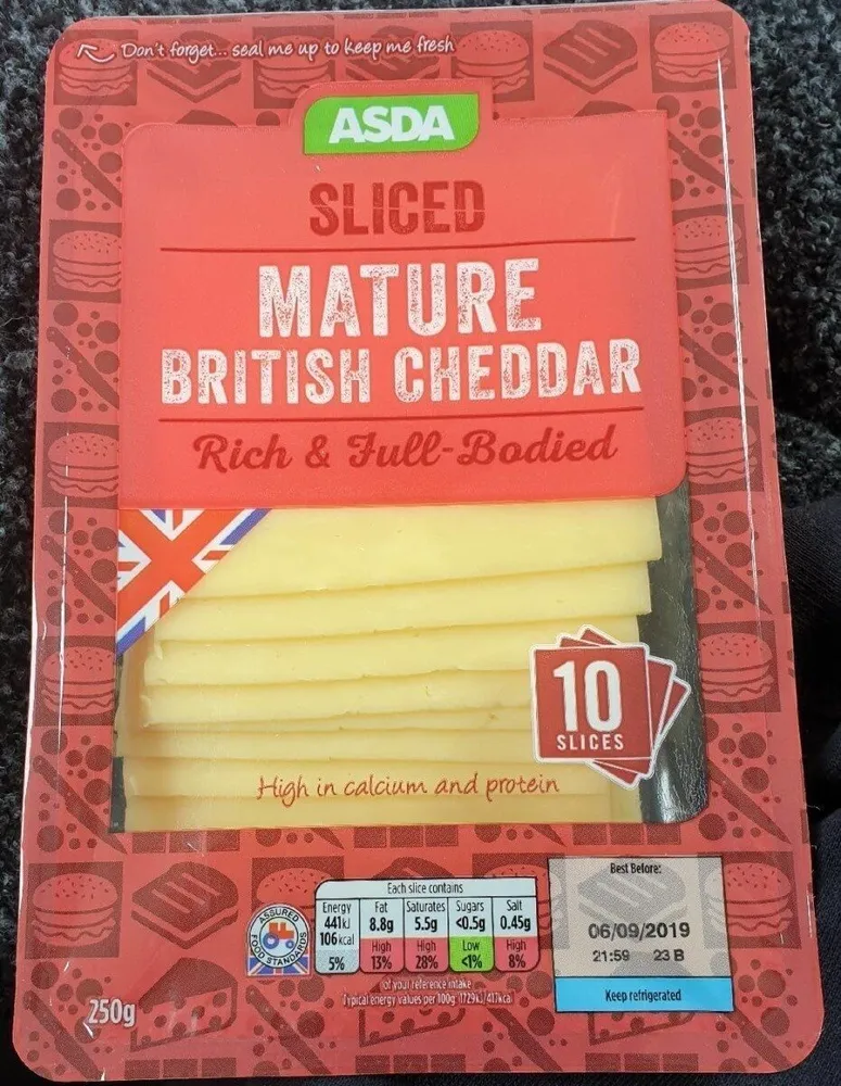 10 Mature Cheddar Slices