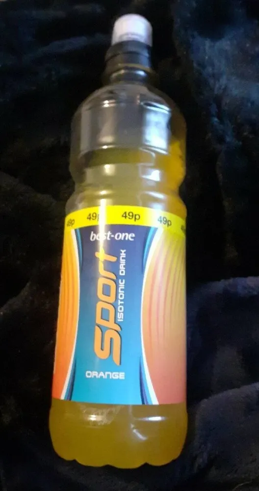Orange sport isotonic drink