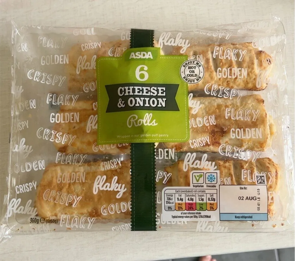 Cheese and onion rolls