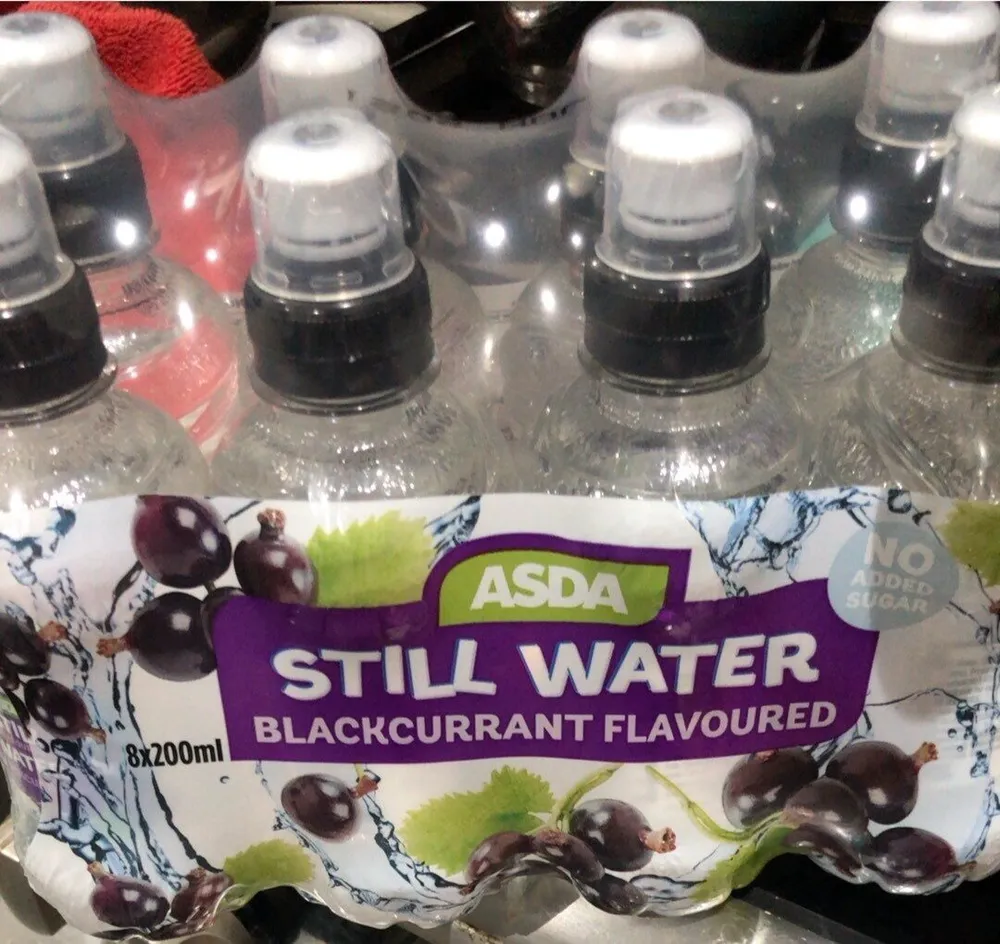 Still water Blackcurrent flavour