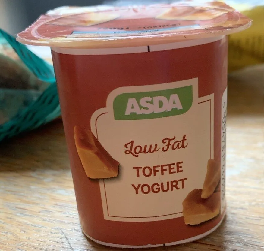 Low fat toffee yogurt