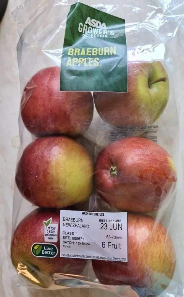 Braeburn apples