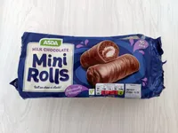 Milk chocolate mini rolls
