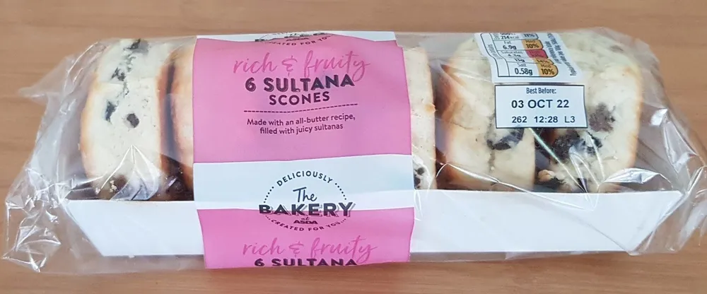 6 Sultana Scones