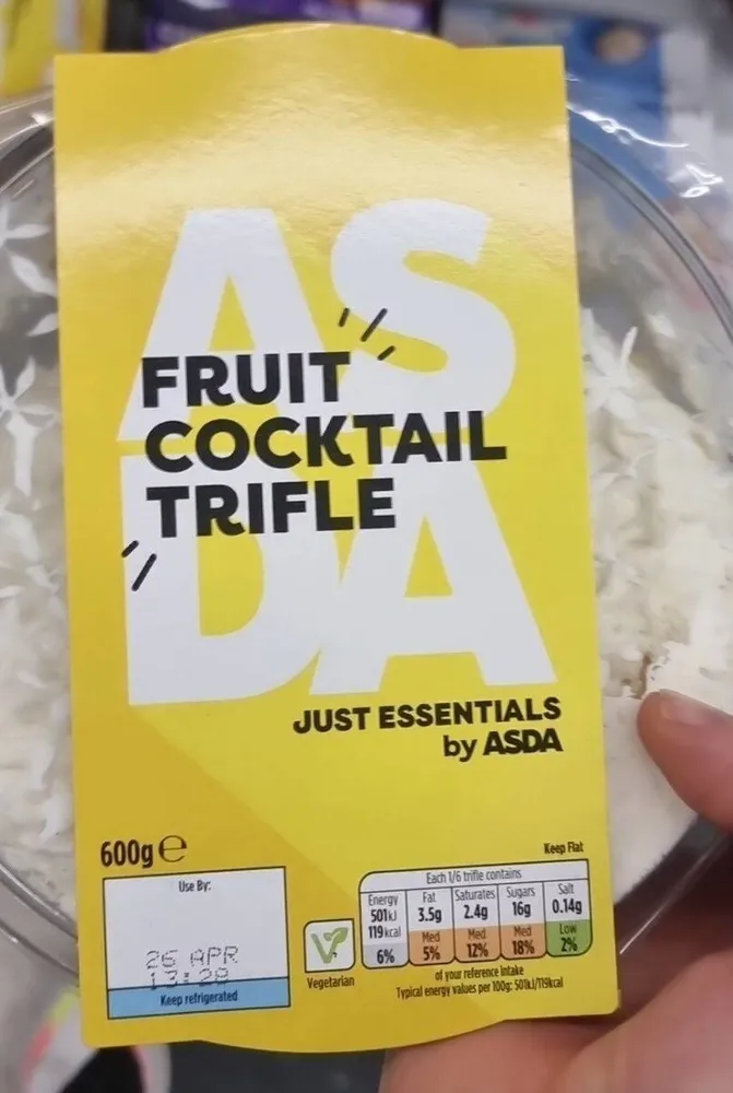 Fruit cocktail trifle