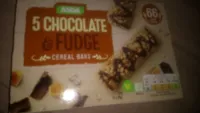 5 chocolate & fudge cereal bars