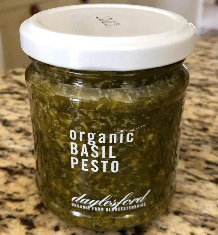 Organic basil pesto