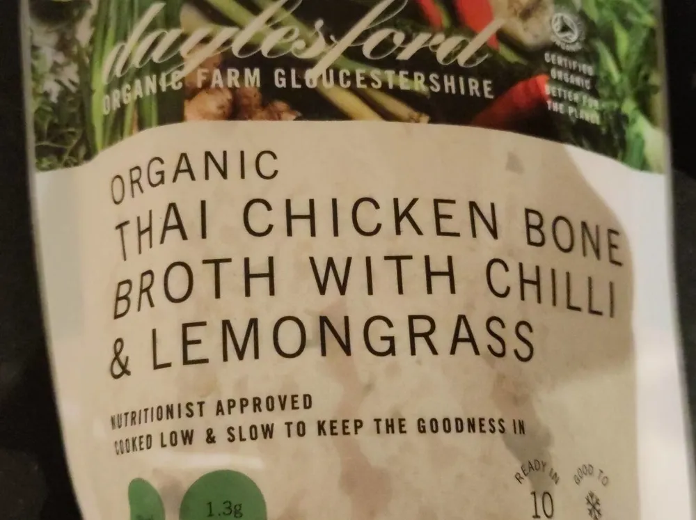 THAI CHICKEN BONE BROTH WITH CHILLI & LEMONGRASS