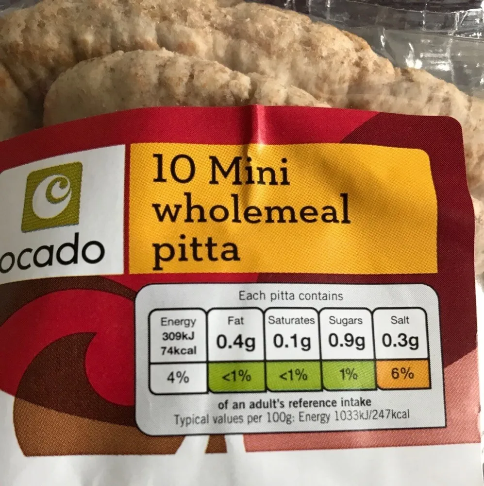 Mini wholemeal pitta