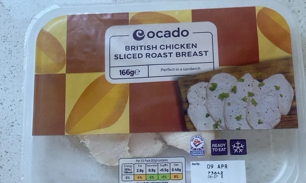 Sliced chicken