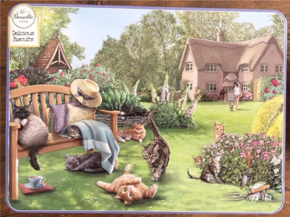 G326 gatti nel giardino biscotti inglesi