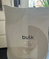 PURE WHEY PROTEIN Chocolate coconut flavour food supplement with sweetener