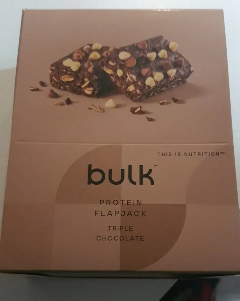 Protein flapjack triple chocolate