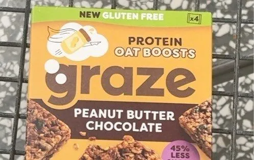 Peanut butter chocolate protein oats bar