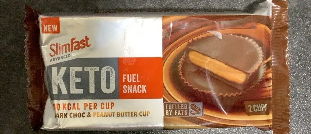 Dark chocolate and peanut butter cups