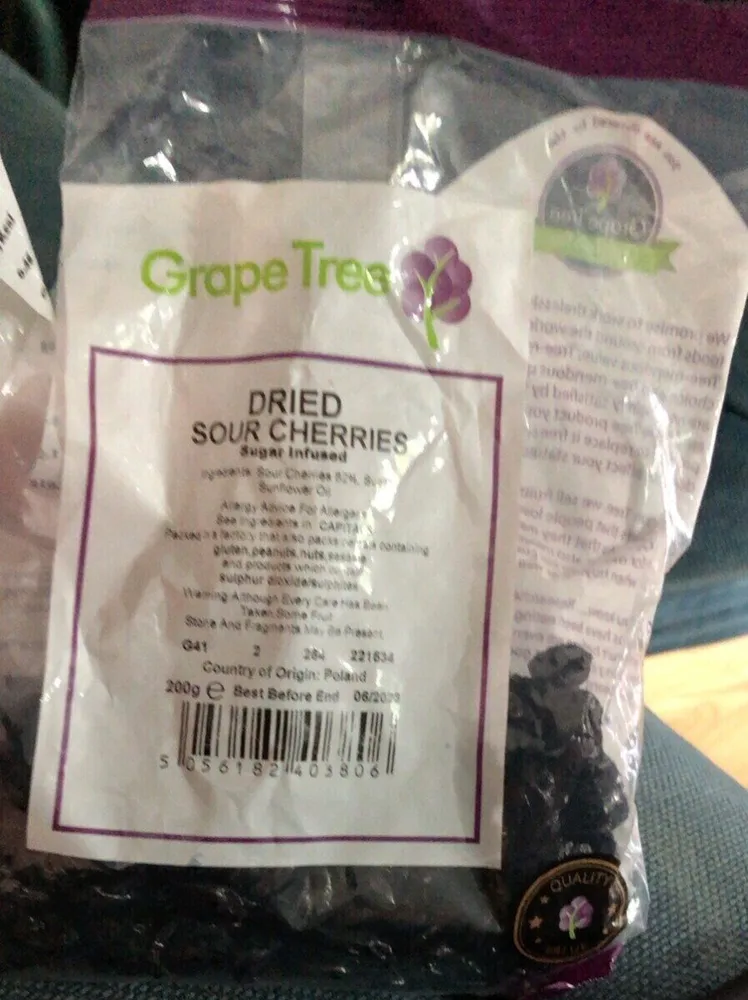 dry sour cherries