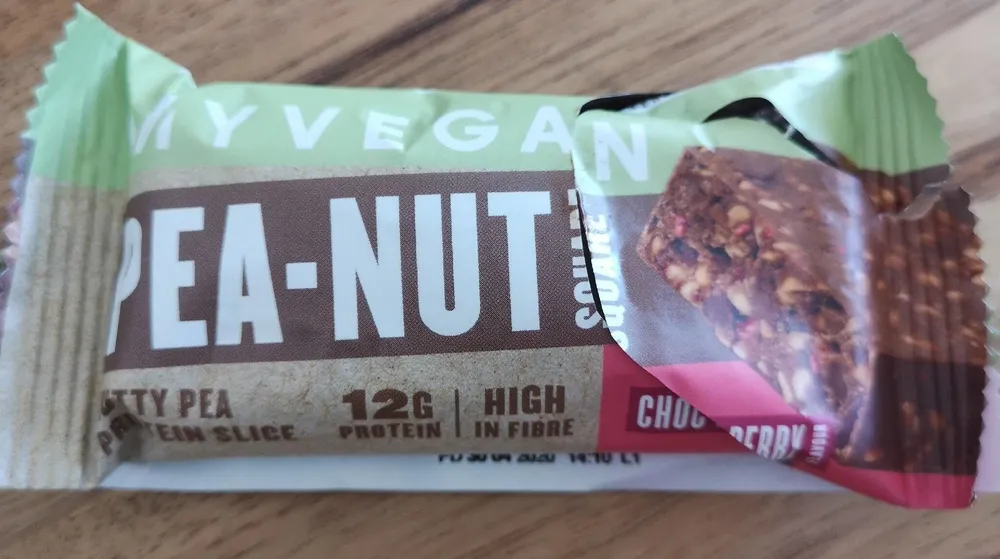 Pea-nut square choco berry