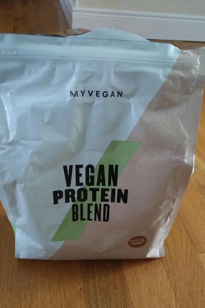 Vegan protein blend coffee walnut