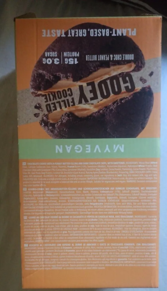 Chocolate Filled Cookie