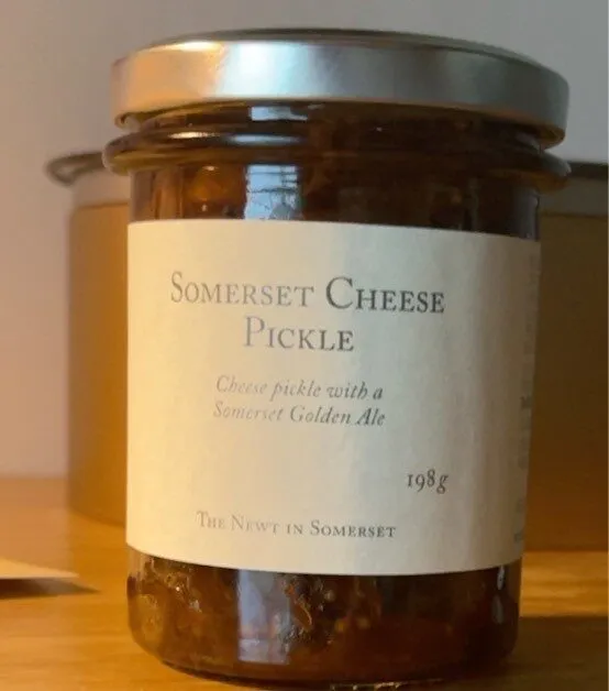 Sumerset cheese pickle (newt)