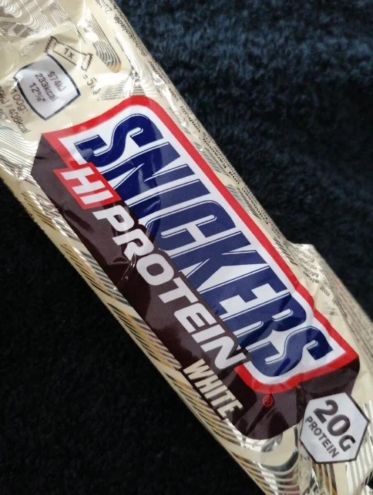 Snikers hiprotein white