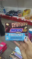 snickers crisp fruit&nut