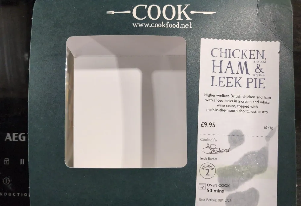 Chicken, Ham And Leek Pie