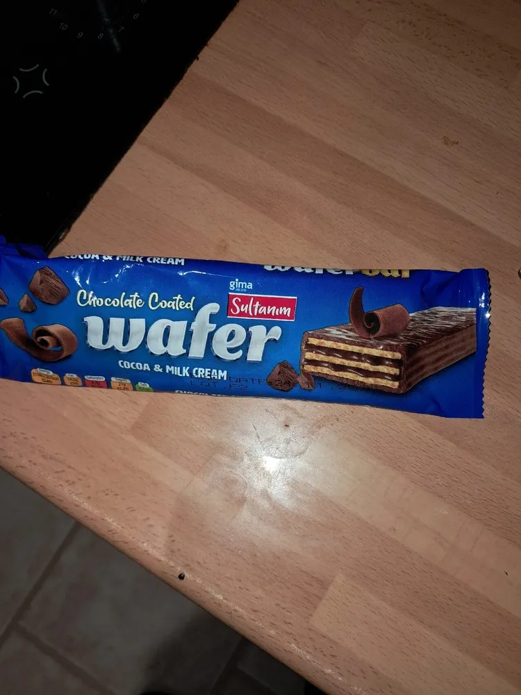 wafer coca cream
