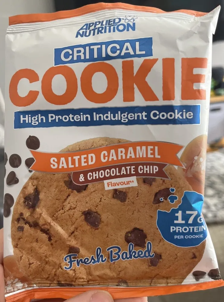 Critical cookie salted caramel & chocolate chip