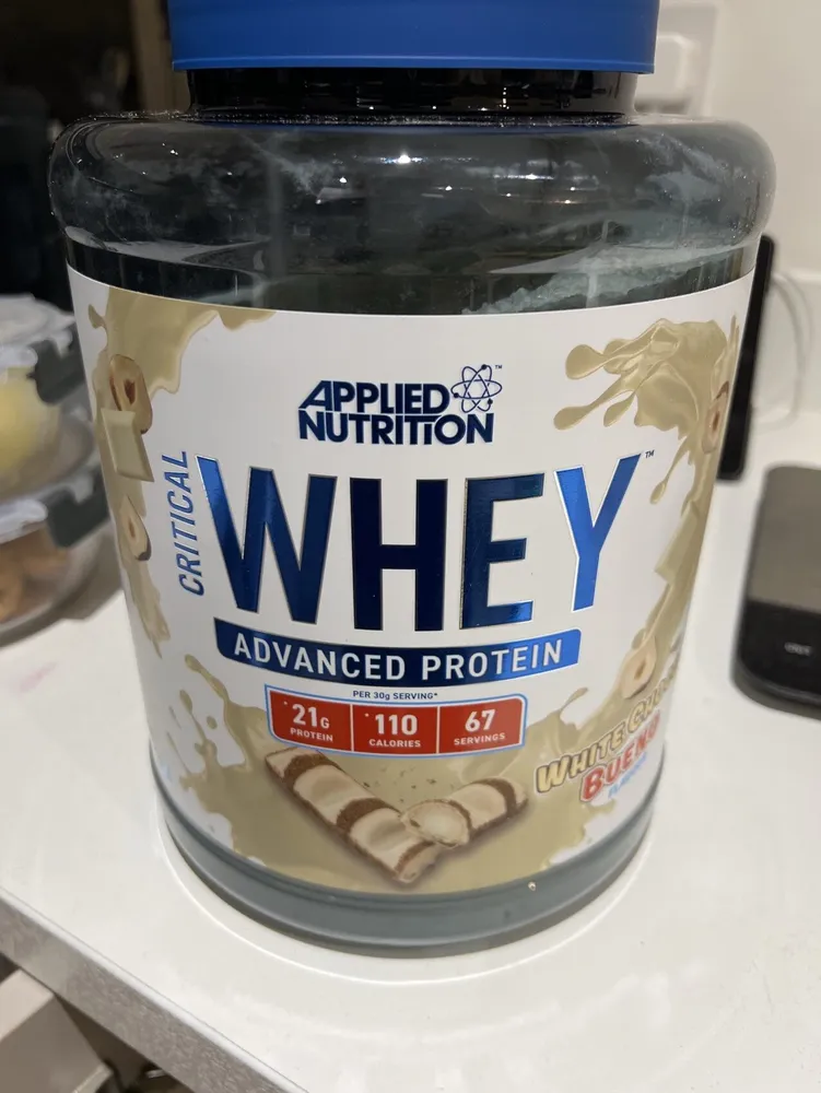 Critical whey (kinder bueno)