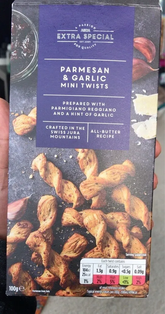 Parmesan & garlic mini twist