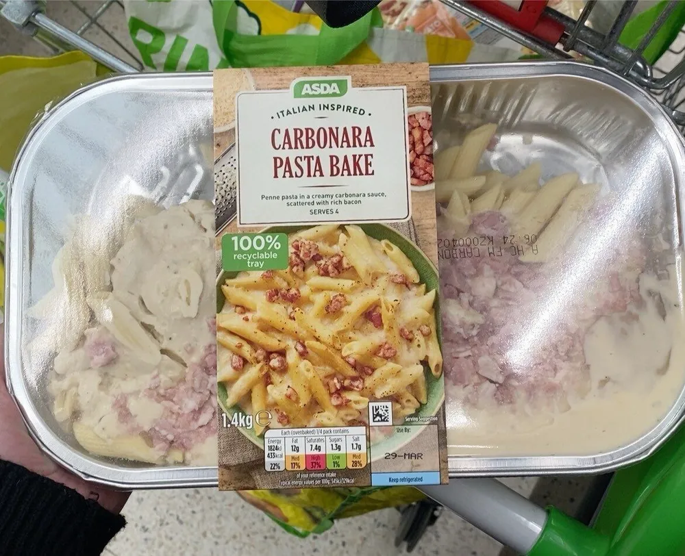 Carbonara pasta bake